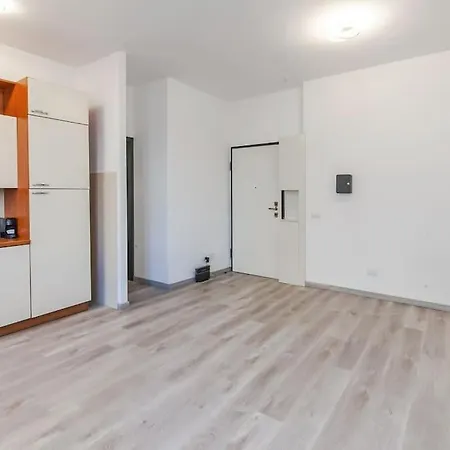 Bicocca Metro House ميلان