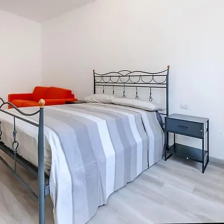 شقة Bicocca Metro House ميلان