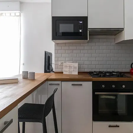 Italianway Comfort - Gallura 9 B * Milão