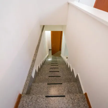 Casati Degli Artisti *