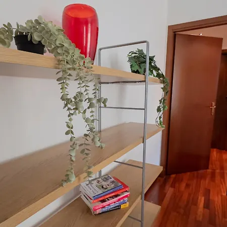 I Host - Orti 16 Scala D