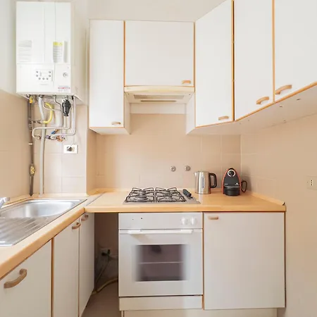 I Host - Orti 16 Scala D Lejlighed