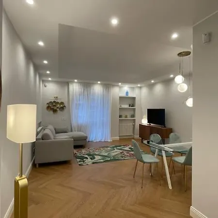 Esclusivo Apt Design Fashion-district Foppa 49a - Parking *