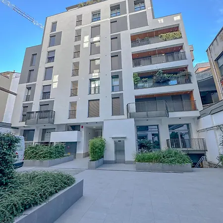 Menotti 11 - 15 Min Dal Duomo