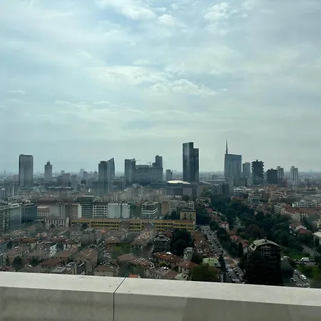 Torre Skyview Gym Pool & Rooftop Апартаменты *