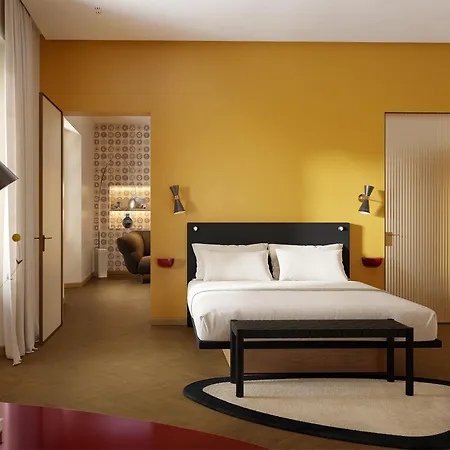 Domya - Manzoni 25 Milan