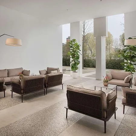 Nh Collection Life 4*