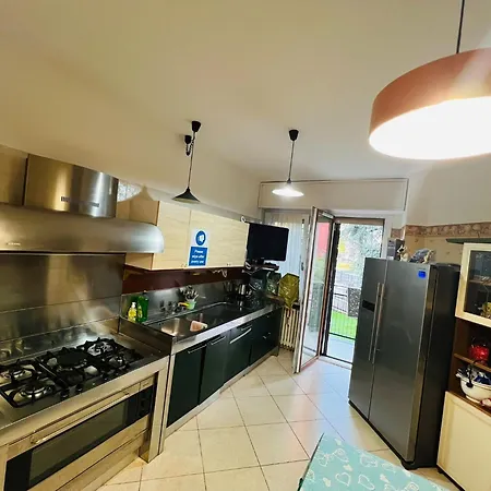 Konukevi Gigli, Con Cucina In Comune E Terrazza