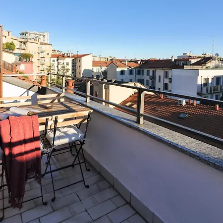 Contempora - With Terrace In Porta Venezia *