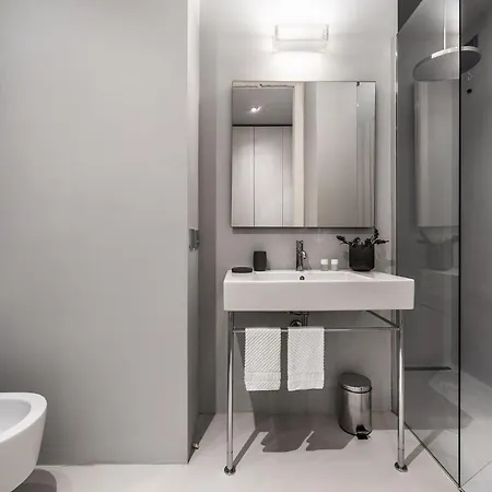 Fifty Eight Duomo Two Bedrooms Apartament