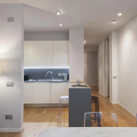 Lägenhet Fifty Eight Duomo Two Bedrooms Milano