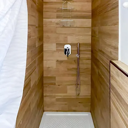 The Best! Fast Wi-fi & Netflix Милан