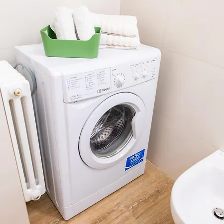 Prada District Elegant - 20 Min To Duomo Di Apartmán Milán