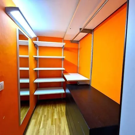 Pop Loft Self Check In & Free Wifi