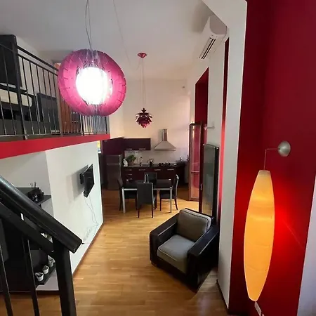 Pop Loft Self Check In & Free Wifi