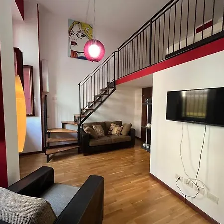 Pop Loft Self Check In & Free Wifi Apartment *