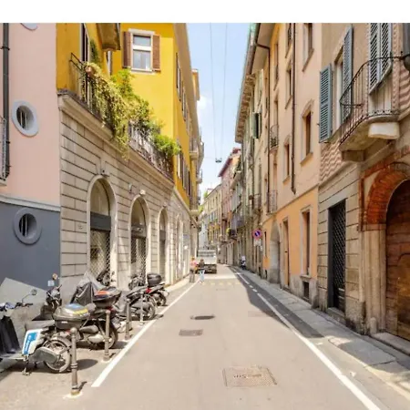 Appartamento San Babila Loft Esclusivo With Parking Milano