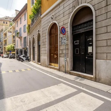 San Babila Loft Esclusivo With Parking Apartament Mediolan