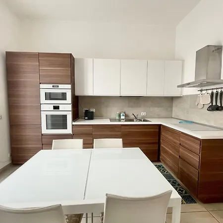 Navigli Nest - Heart Of Daire
