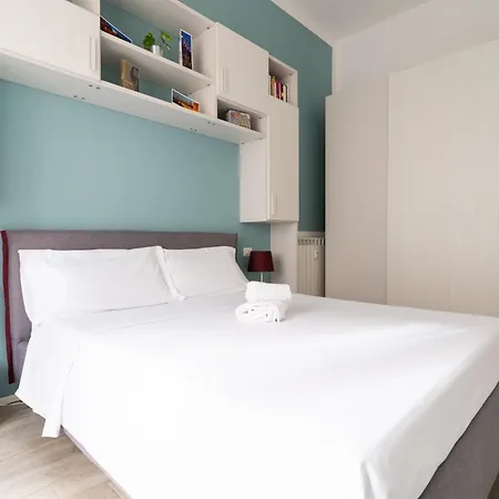 Cinema Station - 10 Mins Citycenter Apartment Milan
