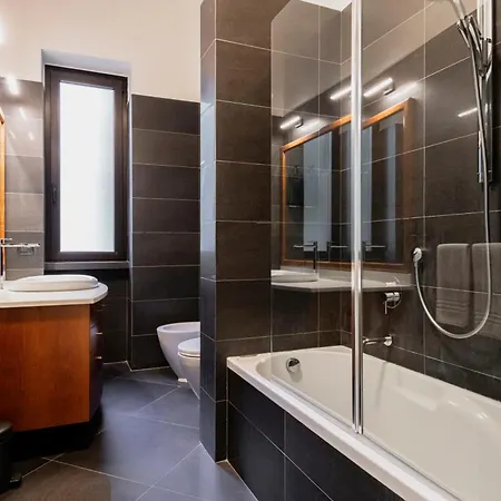 Relstay - Montenapoleone Daire