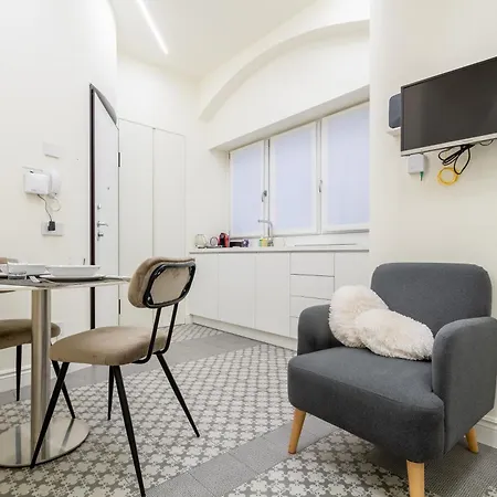 Centro Storico Vetra M4-studio 10min Walk Duomo Apartmán