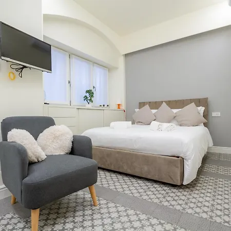 Centro Storico Vetra M4-studio 10min Walk Duomo Apartment Milan