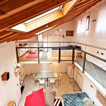 Appartamento A Loft - Metro Centro- 5 Posti