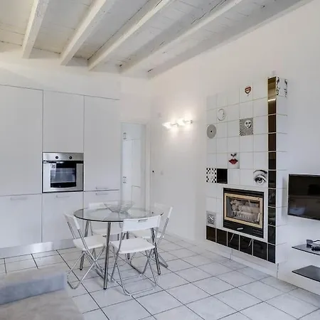 Nolo Design - With Private Car Park Apartment