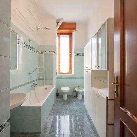 Apartment Xenia - Classical In Station