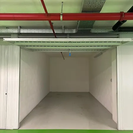 Torre Skyview Gym Pool & Rooftop Milán