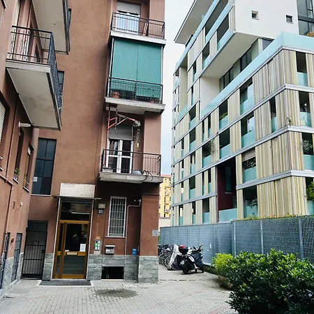 Chiara 18 - M4 Metro Blu Appartement *