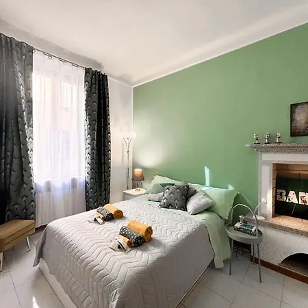 Elegant Three-room In Porta Romana