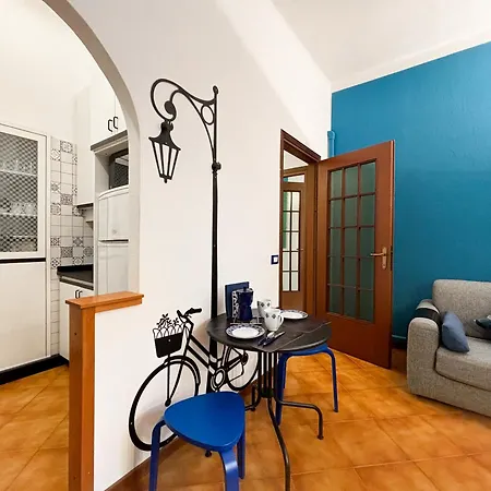 Elegant Three-room In Porta Romana Milan