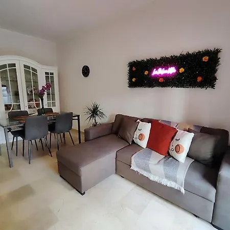 Roger's House - Pet Friendly *