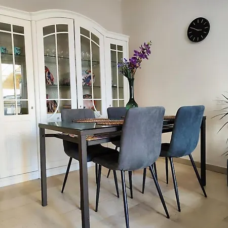 Roger's House - Pet Friendly