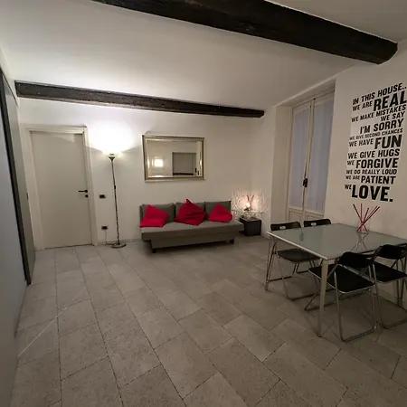 Greyhouse, Il Tuo Nido In Centro A