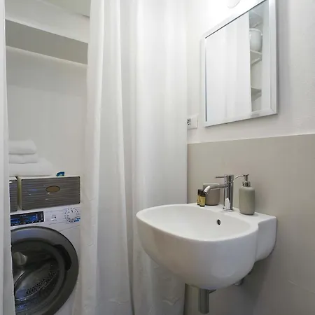 Brand New Flat Close To Sempione Garibaldi