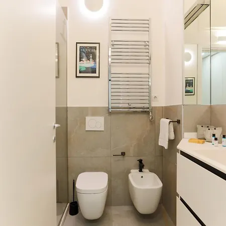 The Rent - Comfortable One-bedroom In The Crocetta Area Apartment Milan
