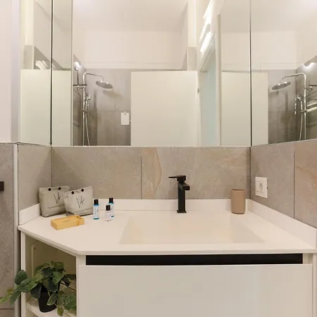 The Rent - Comfortable One-bedroom In The Crocetta Area Milan