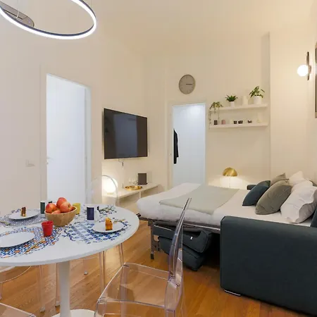 Apartment The Rent - Comfortable One-bedroom In The Crocetta Area *