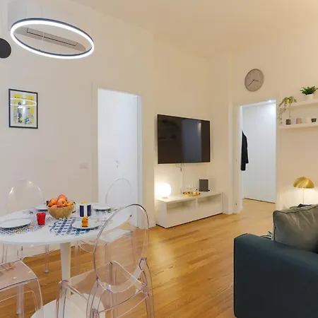 The Rent - Comfortable One-bedroom In The Crocetta Area * Milan