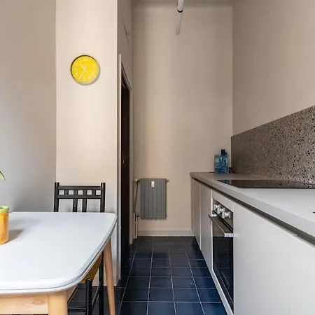 Casa Dina - Monolocale Washington De Angeli * Milano