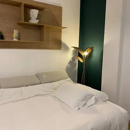 Casa Washington, Corso Vercelli, Citylife, Апартаменты Милан