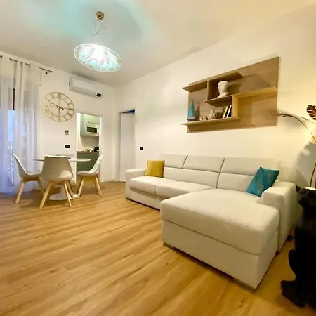 Casa Washington, Corso Vercelli, Citylife, Apartment Milan