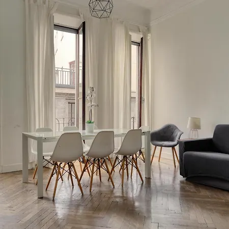 Chic Joivy Flats In The Centre Apartment Milan