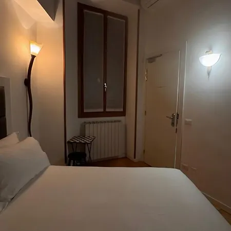 Room Апартаменты Милан