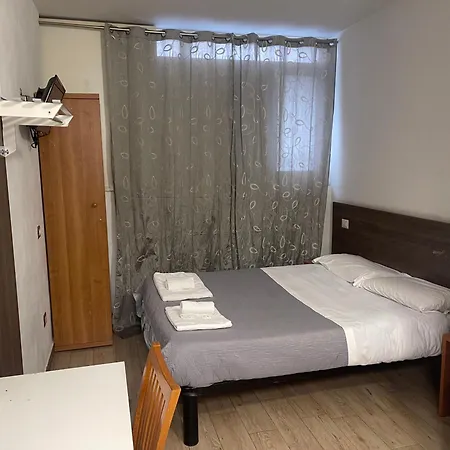 Szálloda Bissi *