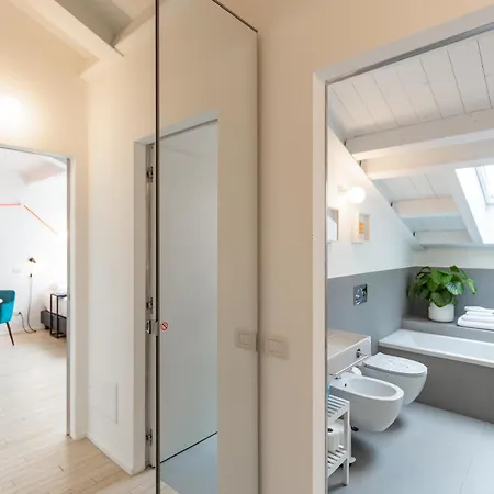 Welcome To The Center Of Milan