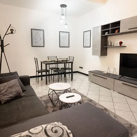 New Milan-oh My House! Apartamento *